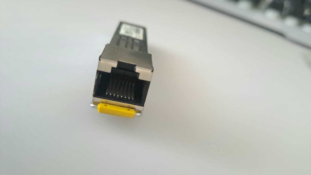 Продам SFP-модуль Cisco