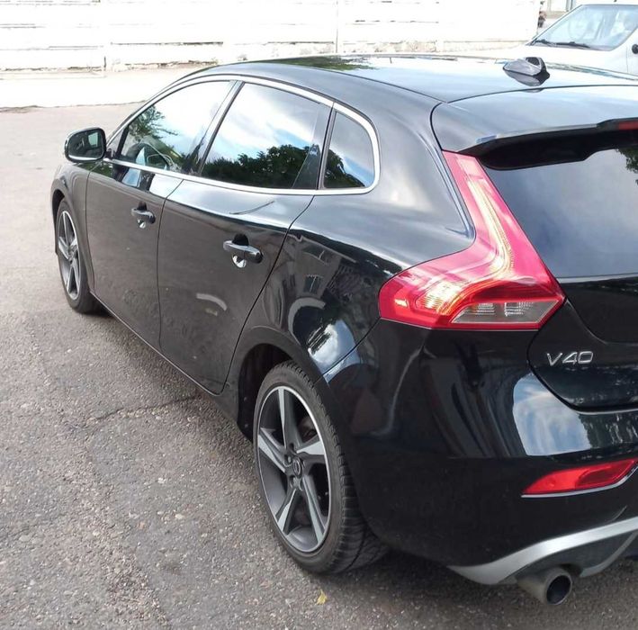 VOLVO V40 2013 — imagine 3