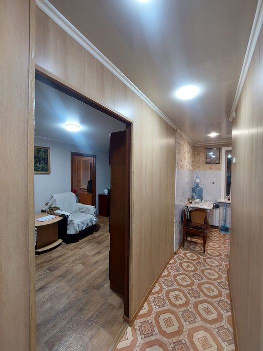 Продам 2хком квартиру район Гор.парка.