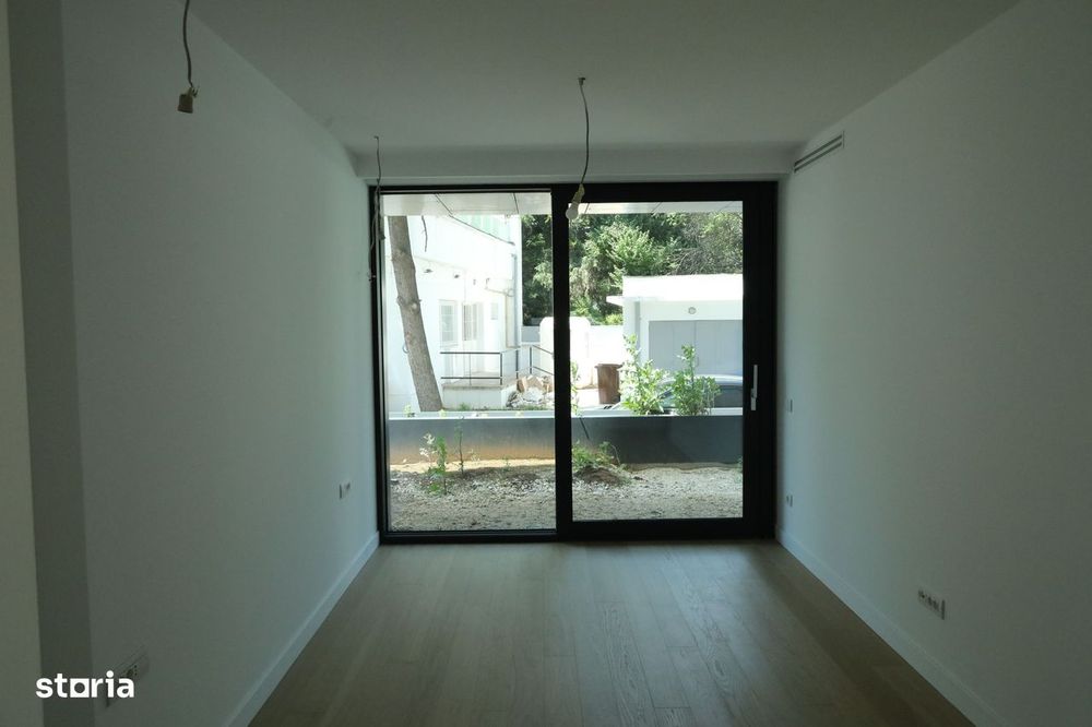 De Gaulle Residence/Arcul de Triumf