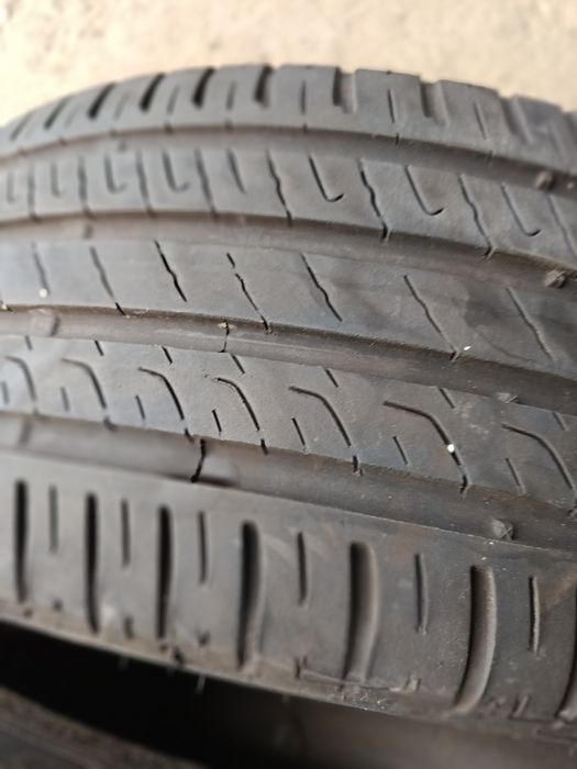 Летни гуми -2022г./40с.-16цола-195/45-1бр.-60лв."BARUM"