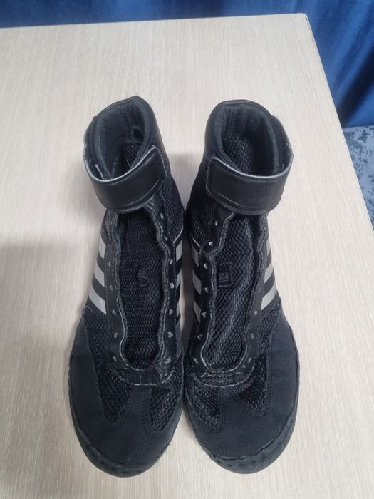 Adidas Combot. 5