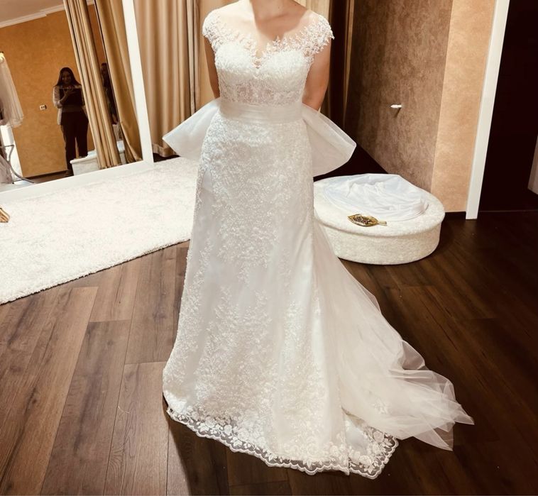 Rochie de mireasa tip sirena