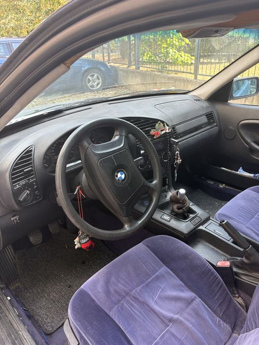 BMW E36 320 Седан