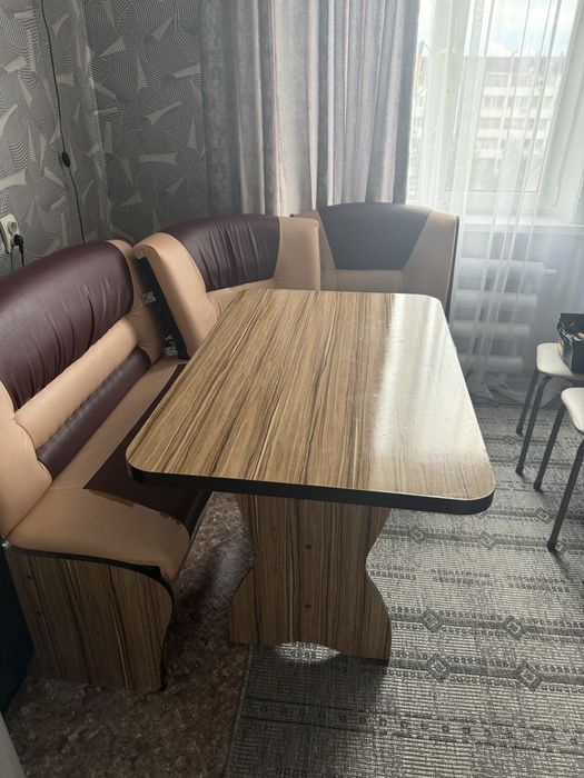 Продам кухонный уголок