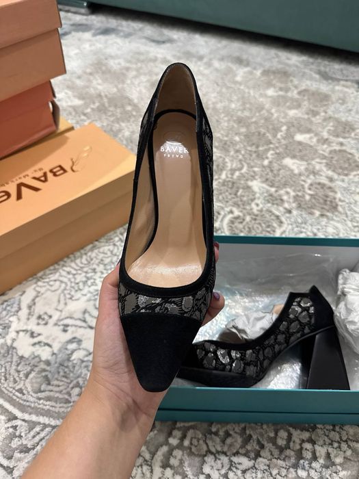 Женская обувь устойчивый каблук почти новая