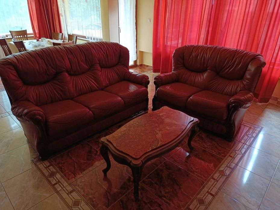 Намалена холна гарнитура естествена кожа диван 2ка и 3ка топ състояние