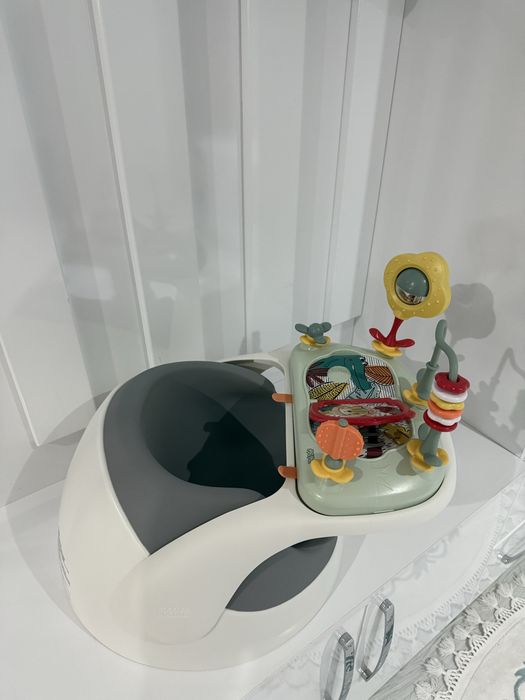 Столче с табла за игра Mamas&Papas Baby Snug