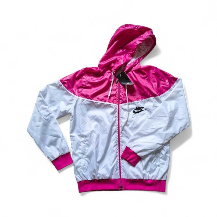 ПРОМО: Nike - Дамско шушляково яке