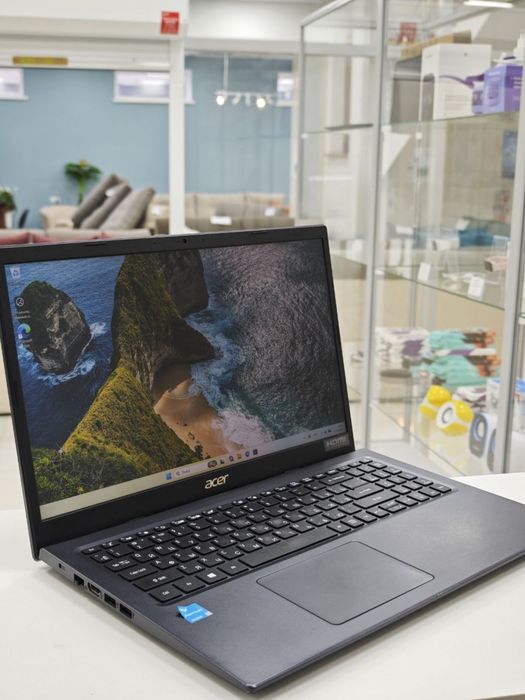 Ноутбук Acer Extensa 215-32