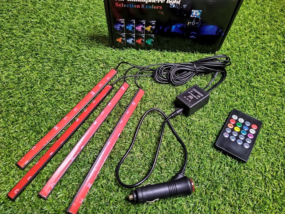 Kit interior LED 12 SMD RGB Cu Telecomanda, Controler Senzor De Sunet