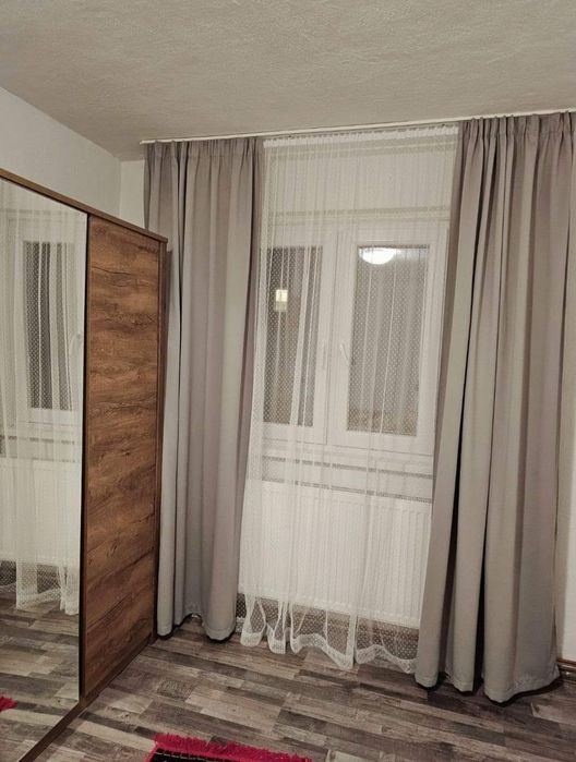 Închiriez ap 2 camere•centrală pe gaz•climă•cheltuieli mici