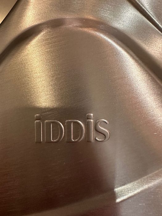 Раковина IDDIS новая