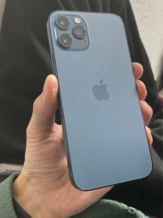 Продам срочно Iphone 12pro 256gb