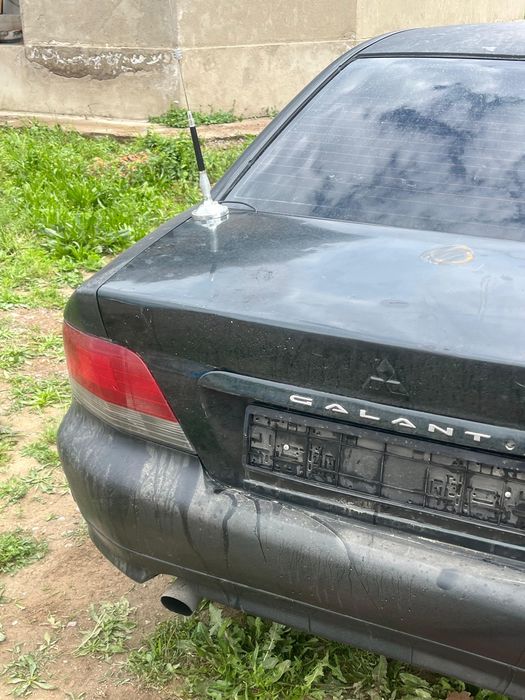 Mitsubishi Galant
