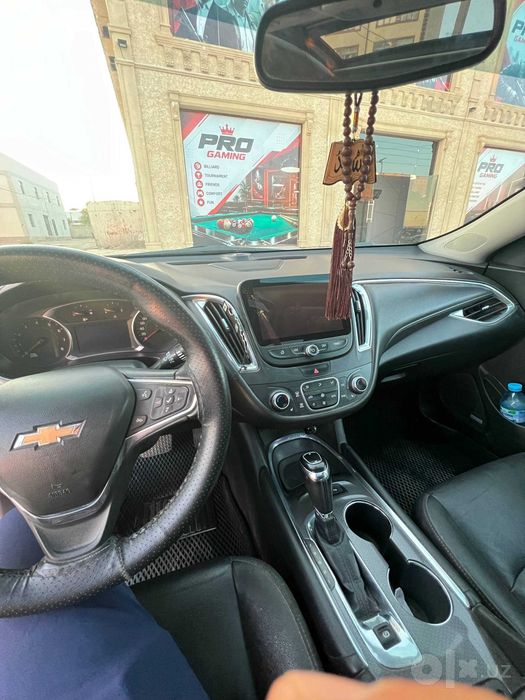 Chevrolet Malibu 2 2018yil 2.4L xolati yaxshi