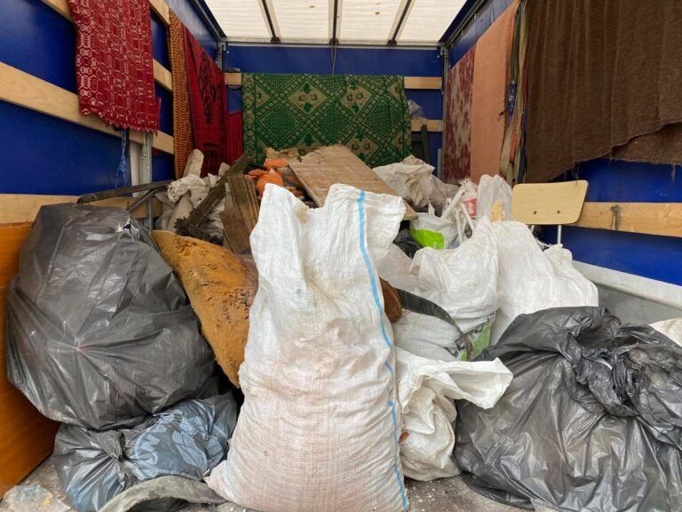 Debarasare apartamente garsoniere evacuare