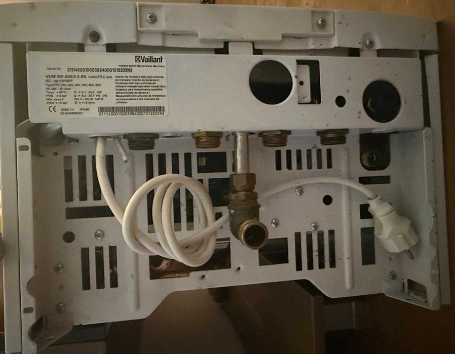 Vând centrală termică Vaillant VUW RO 242/3-3 R2 – funcțională, completă, Timișoara
