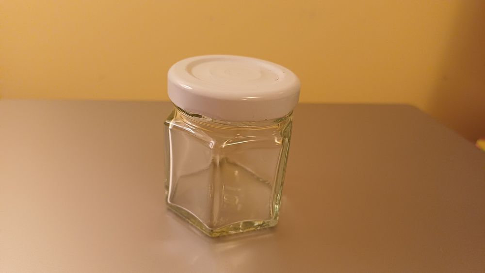 Borcan cu capac 45 ml