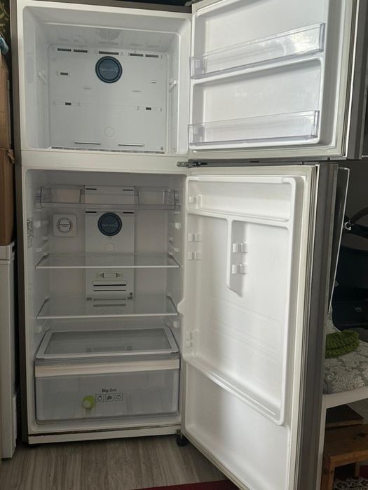 Холодильник Samsung