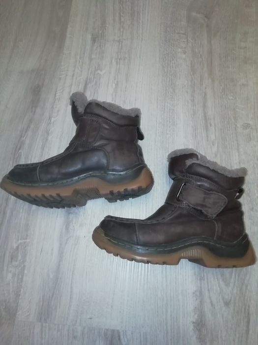 Продам зимние сапоги