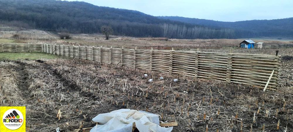 Garduri din Lemn Rotund pentru Zone Turistice si de Agrement