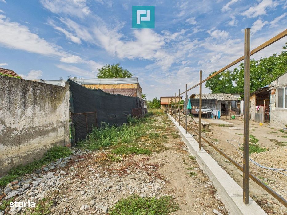 Casă cu 2 camere și teren în Gai