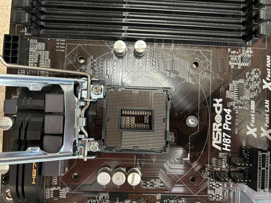 Дънна платка ASRock H87 Pro4