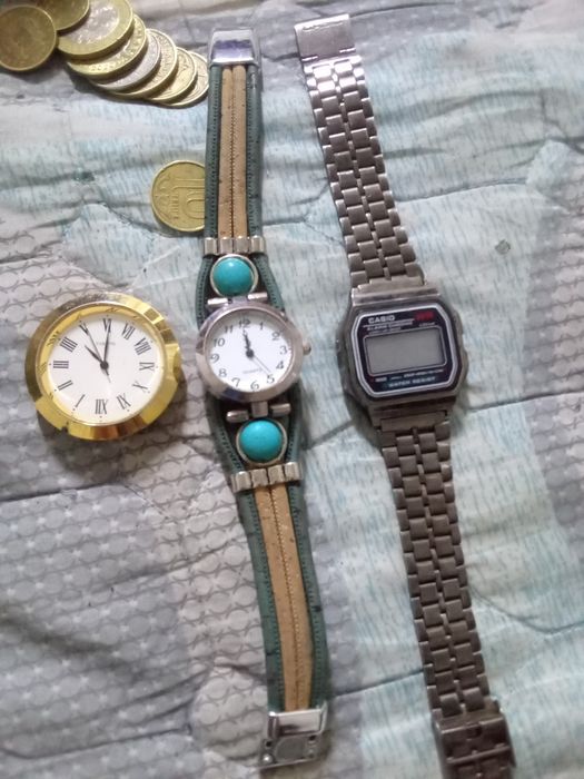 Продам часы на запчасти