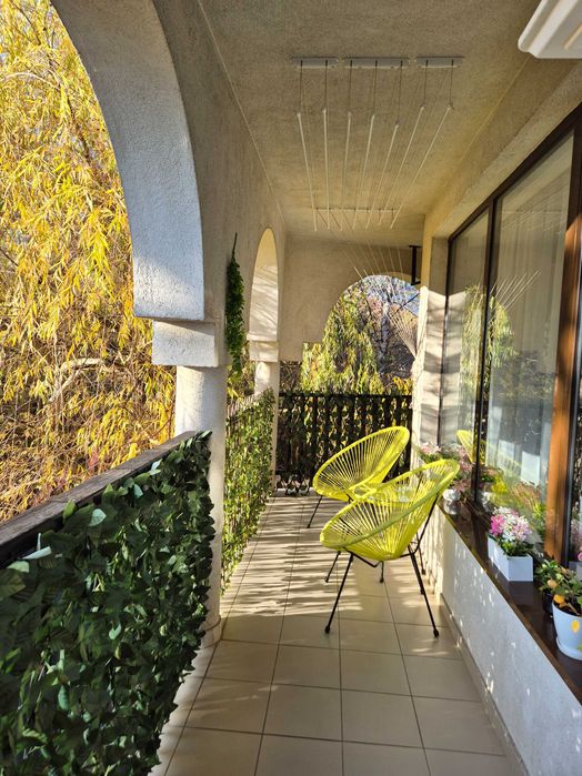 Продавам тристаен апартамент с гледка към Витоша