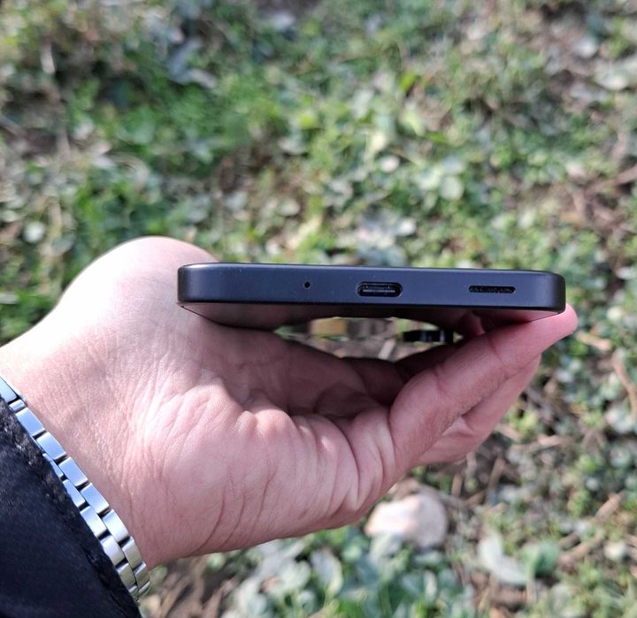 Samsung A17 6/128 black