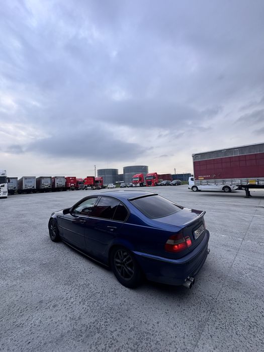 BMW 3 Series 2003 — imagine 4