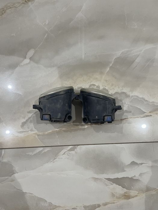 Туманки на тойоту авалон/avalon