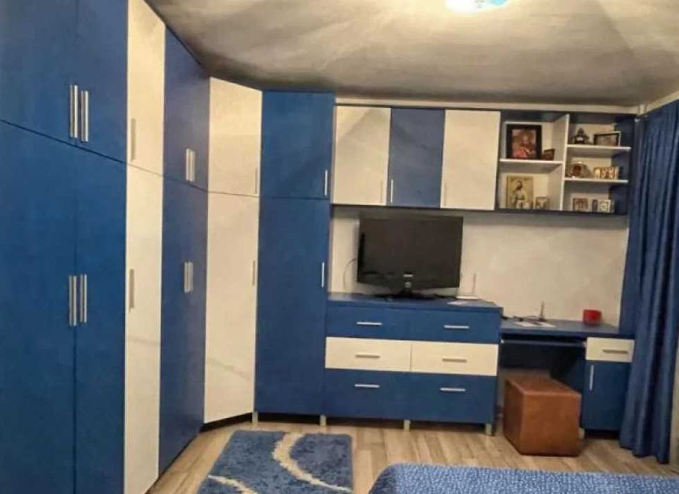 Дава се под наем Тристаен апартамент в Пловдив, Кючук Париж - 80 кв.м за 255 € - Снимка #4