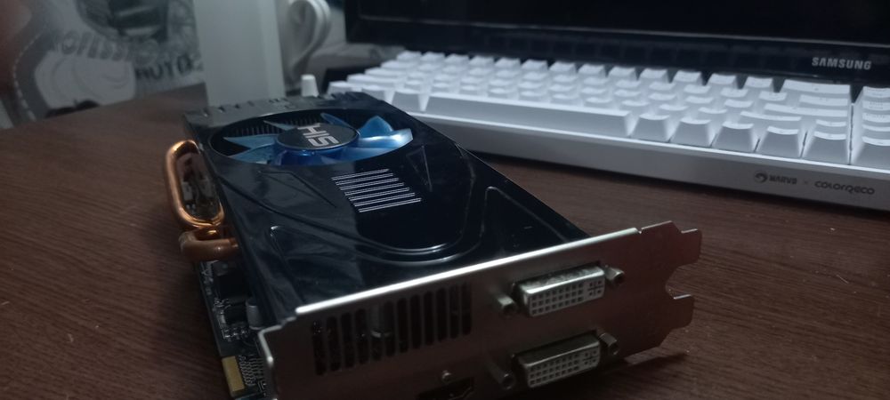 Видеокарта HIS Radeon HD 5770 Fan