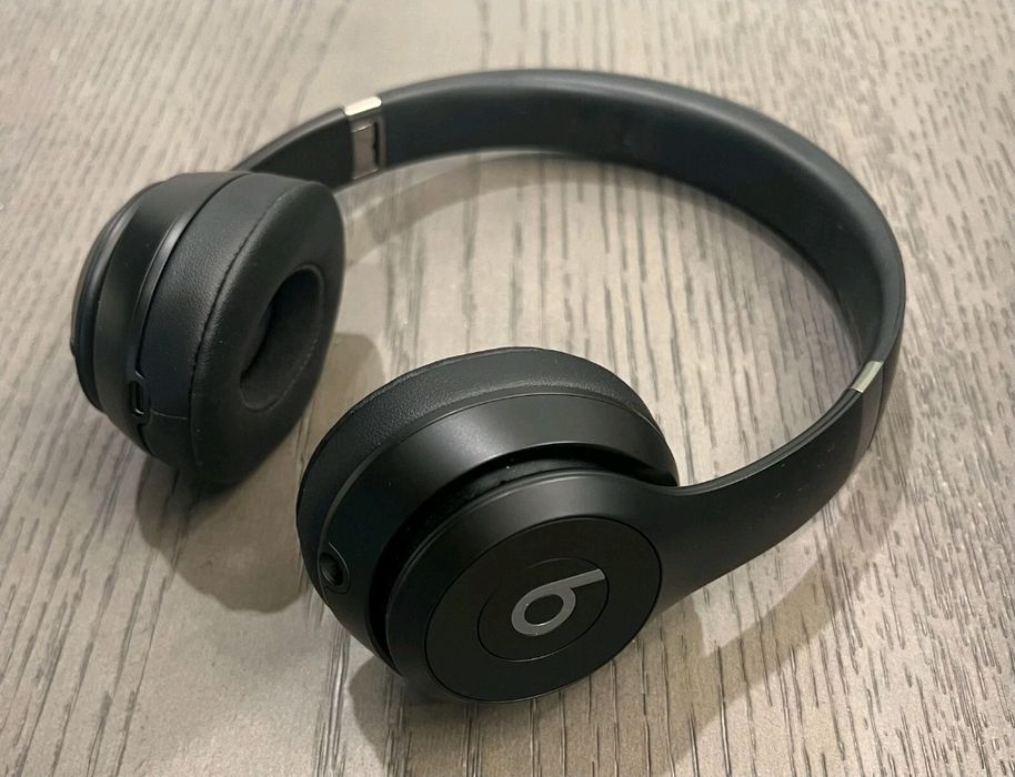 Beats solo 4 Apple