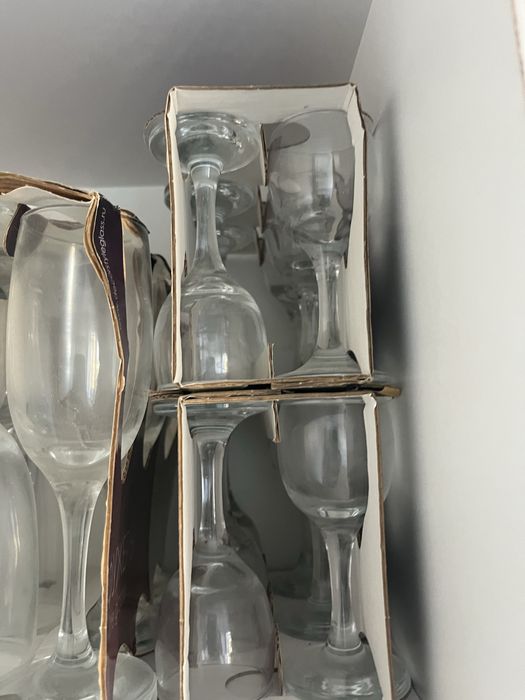 Продам стаканы двух видов