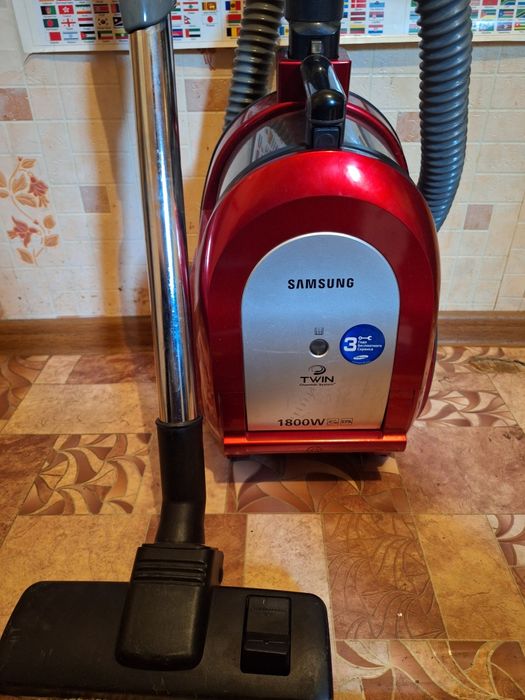 Пылесос Самсунг 1800ватт