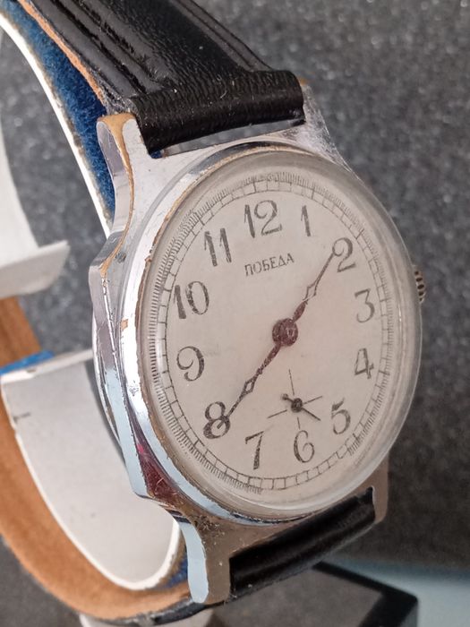 Руски мъжки механичен часовник ПОБЕДА.
