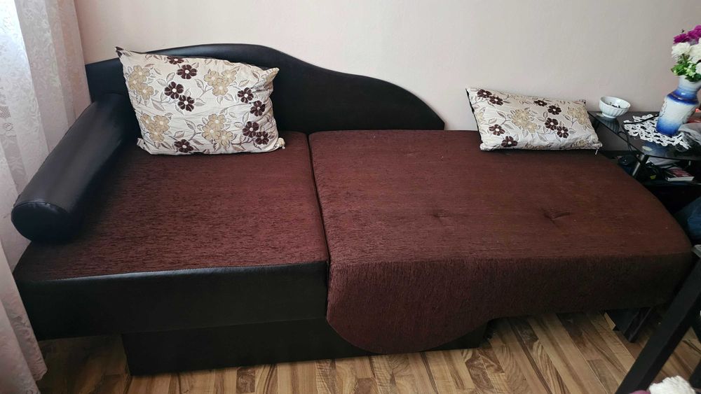 Canapea extensibilă