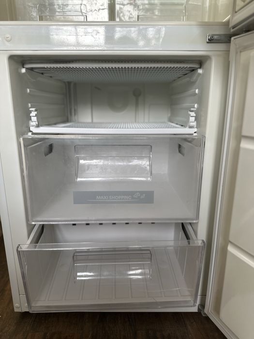 Продаю холодильник Zanussi