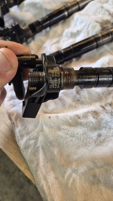 Дюзи Common Rail За VW ,Ауди,Сеат,Шкода 2.0ТДИ 143/170К.с