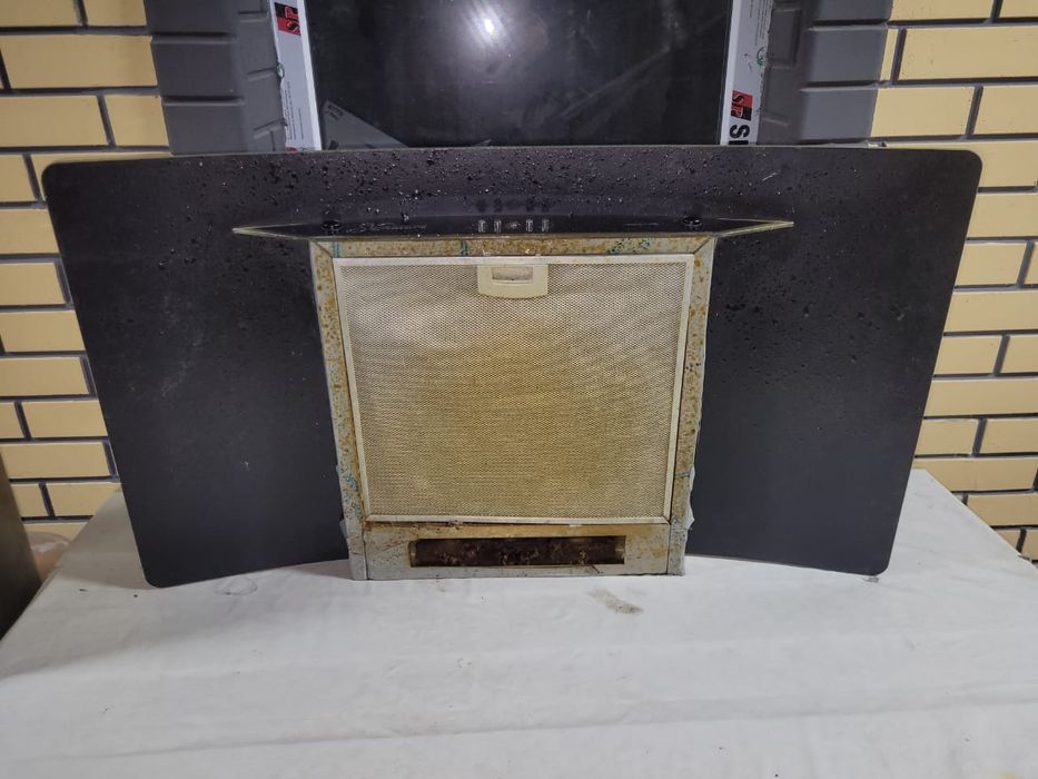 Вытяжка бу Продам