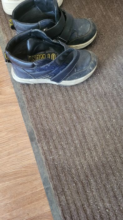 Отдам даром одежду