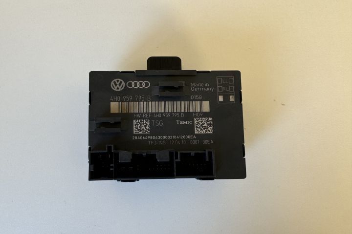 Modul usa stanga spate 4h0959795b Volkswagen VW Touareg generatia 2 7