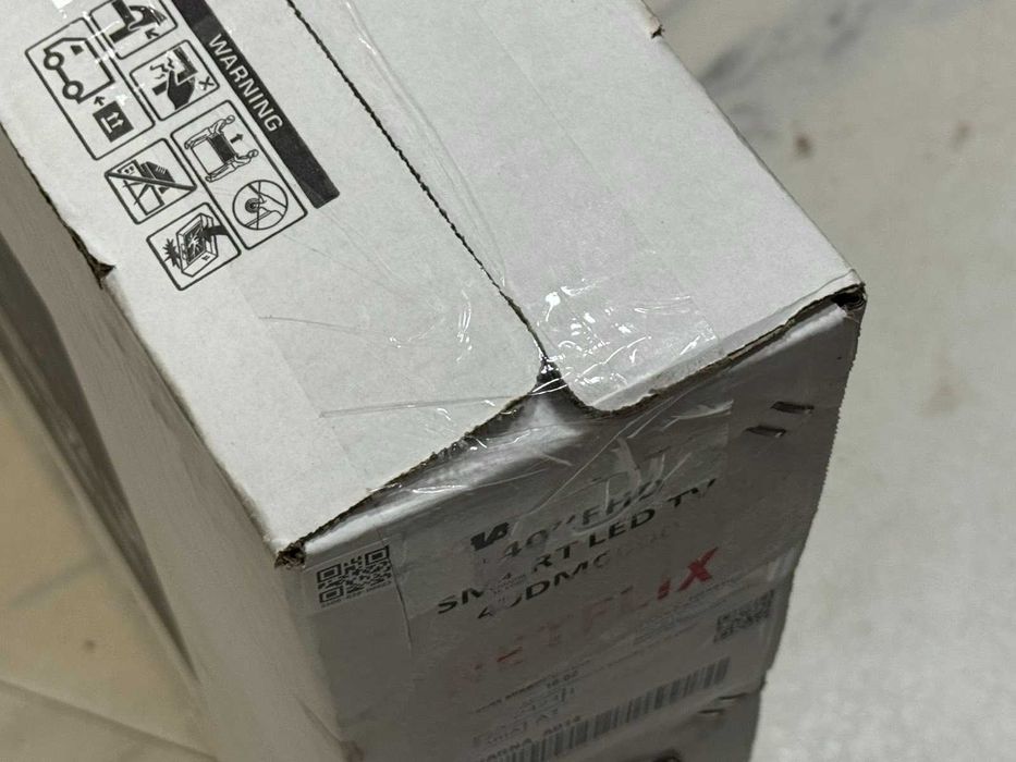 ЗАПЕЧАТАН! Телевизор LED Smart StarLight 40DM6600