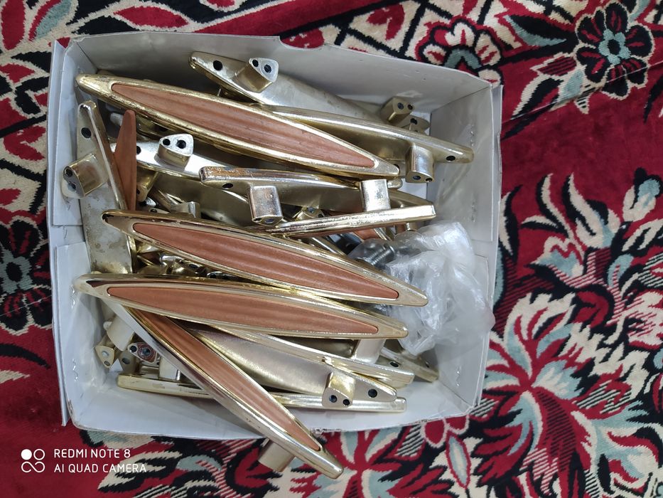 Продам мебельные ручки