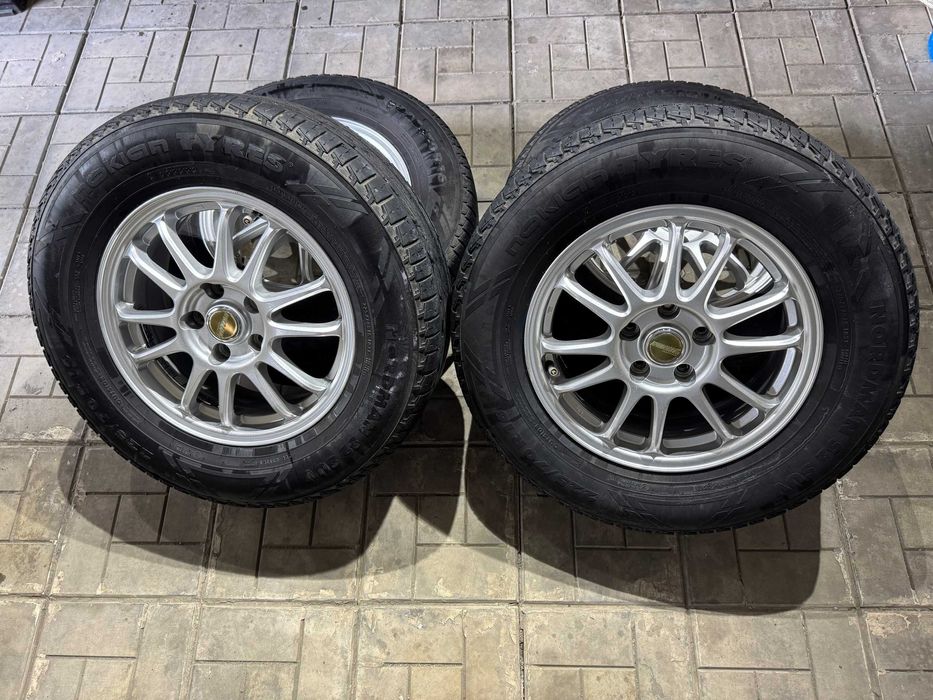 Летняя резина 225/70 на литых дисках R16