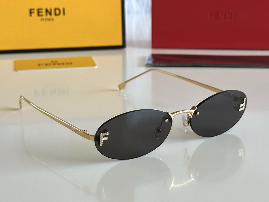 Слънчеви очила Fendi FE4075US