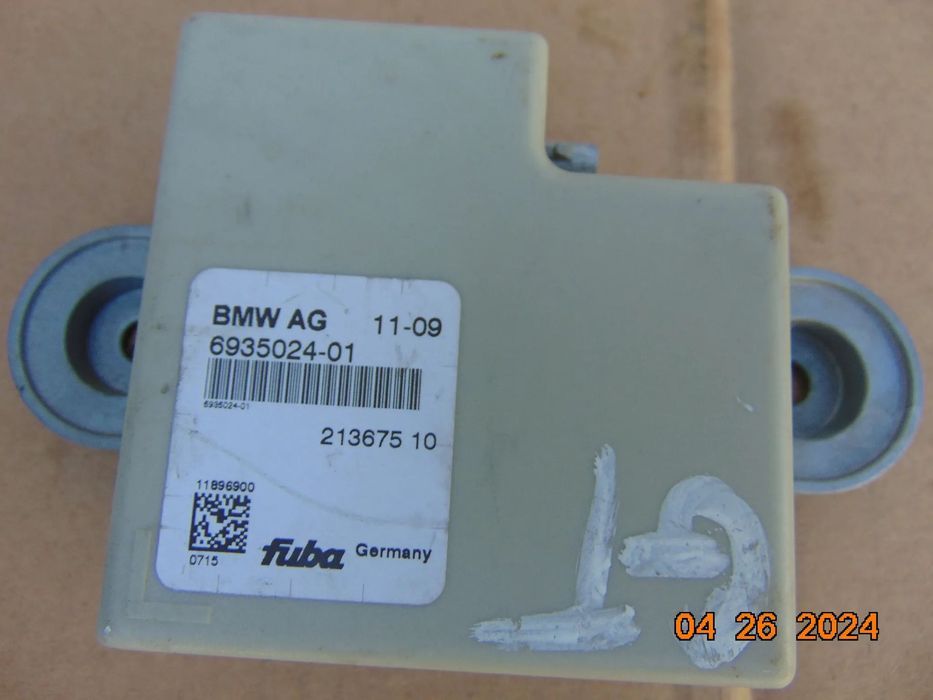 Modul antena BMW F05 seria 5 gt f01 f10 f11 e90 e91 e92 e93 e60 e65 e70 e71 cod